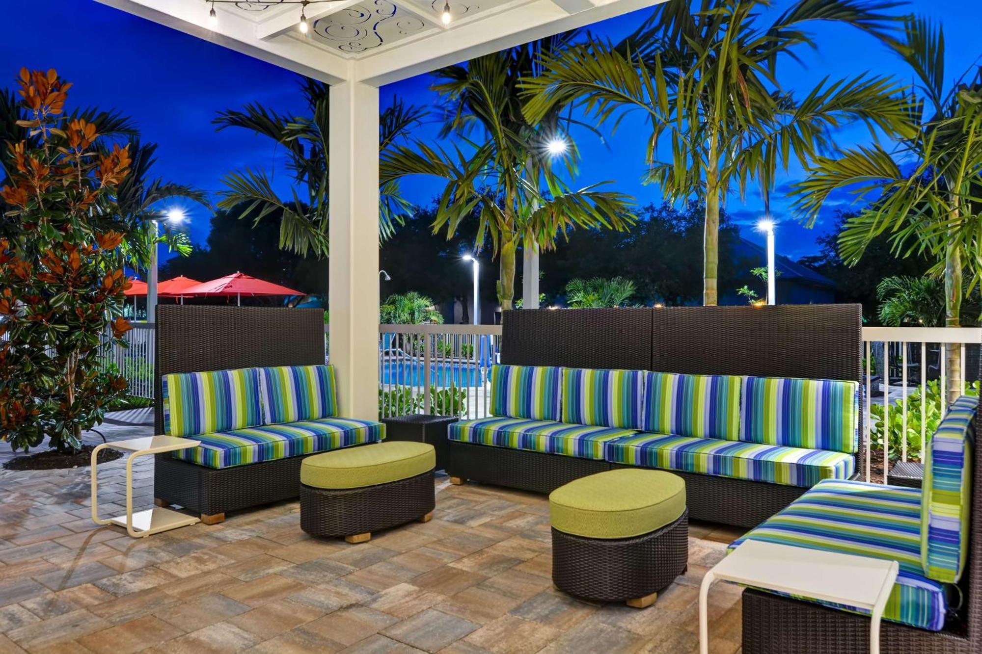 那不勒斯i-75松岭路希尔顿惠庭套房酒店 North North Naples 外观 照片